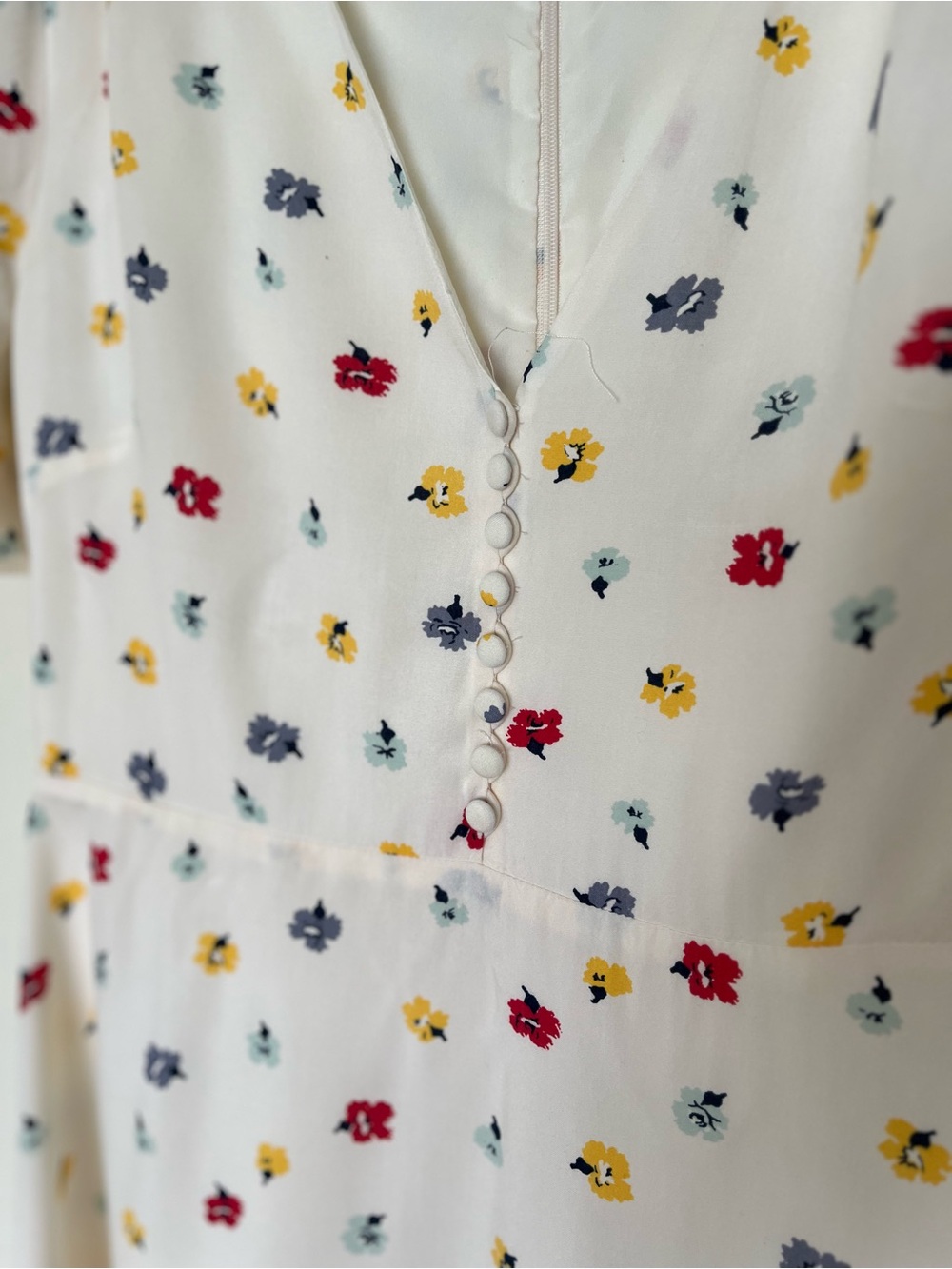 Madewell Orchard Mini Dress with flutter sleeves. Size 2 - Picture 7 of 12